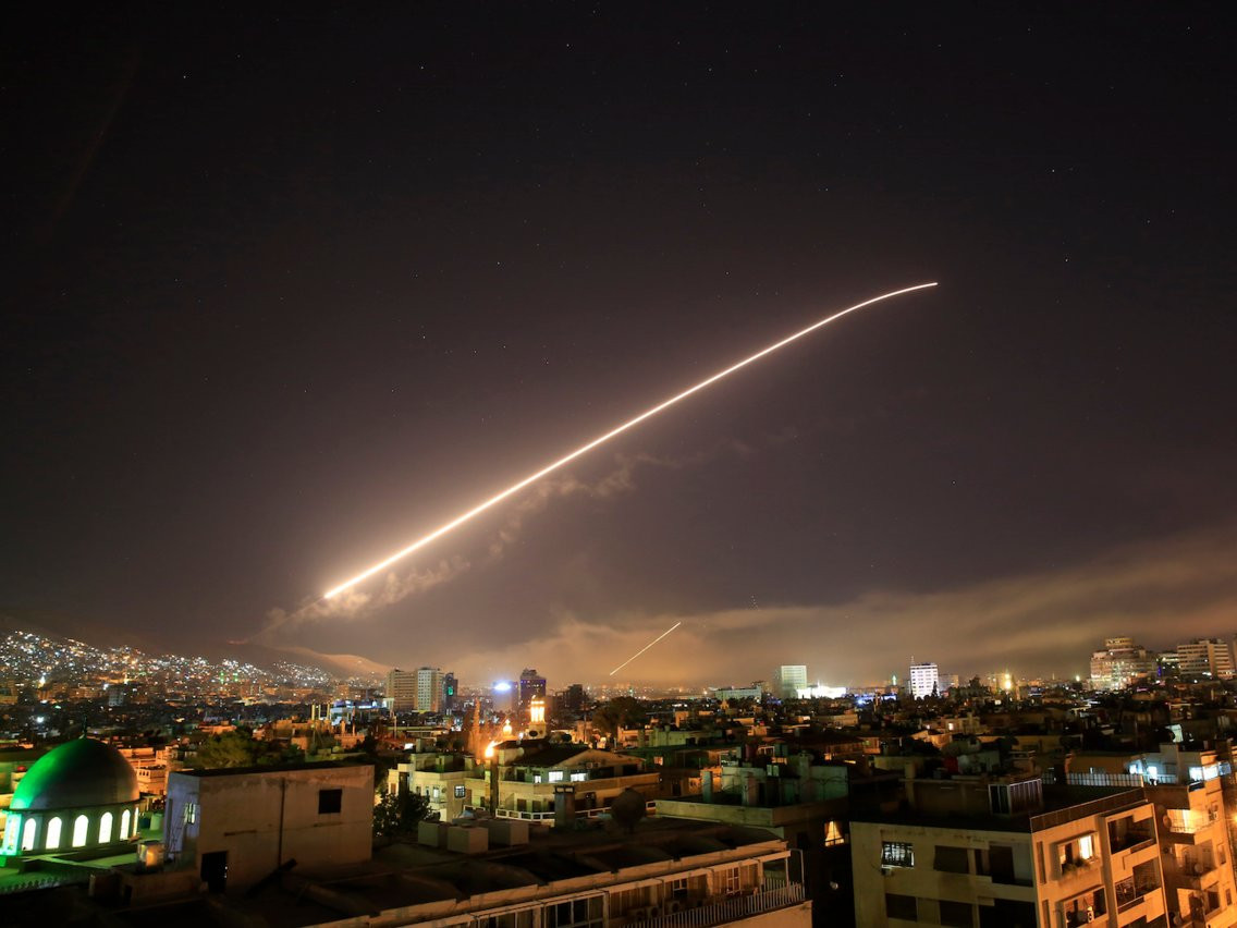 ΗΠΑ, Γαλλία, Βρετανία ξεκίνησαν την επίθεση στην Συρία