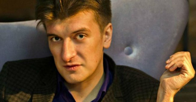 Ρώσος δημοσιογράφος έπεσε μυστηριωδώς από το παράθυρο