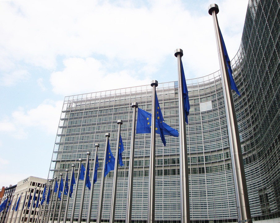 Αισιοδοξία στις Βρυξέλλες: Βλέπουν συμφωνία με το ΔΝΤ για το ελληνικό χρέος