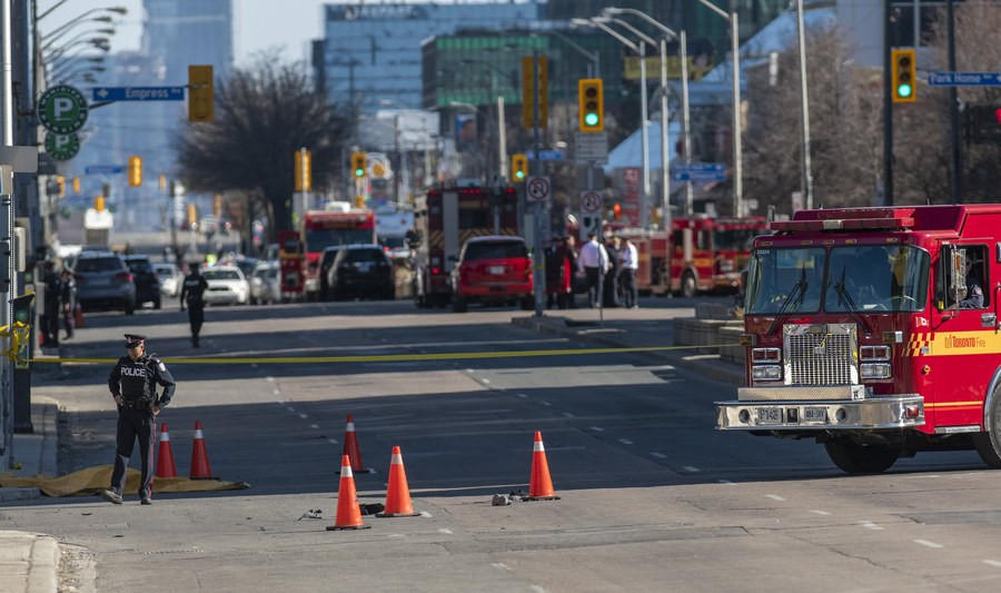 Δέκα νεκροί και δεκαπέντε τραυματίες στο Τορόντο – Συνελήφθη ο 25χρονος δράστης που επιτέθηκε με βαν