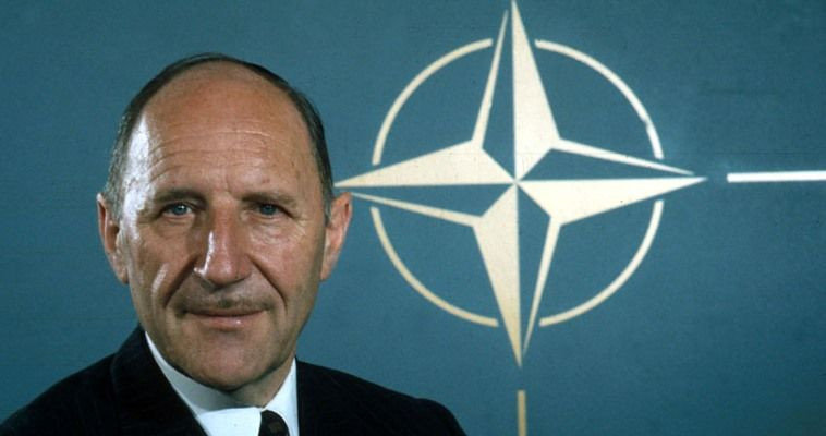Το NATO δεν ξέχασε ποτέ το «Δόγμα Λουνς»