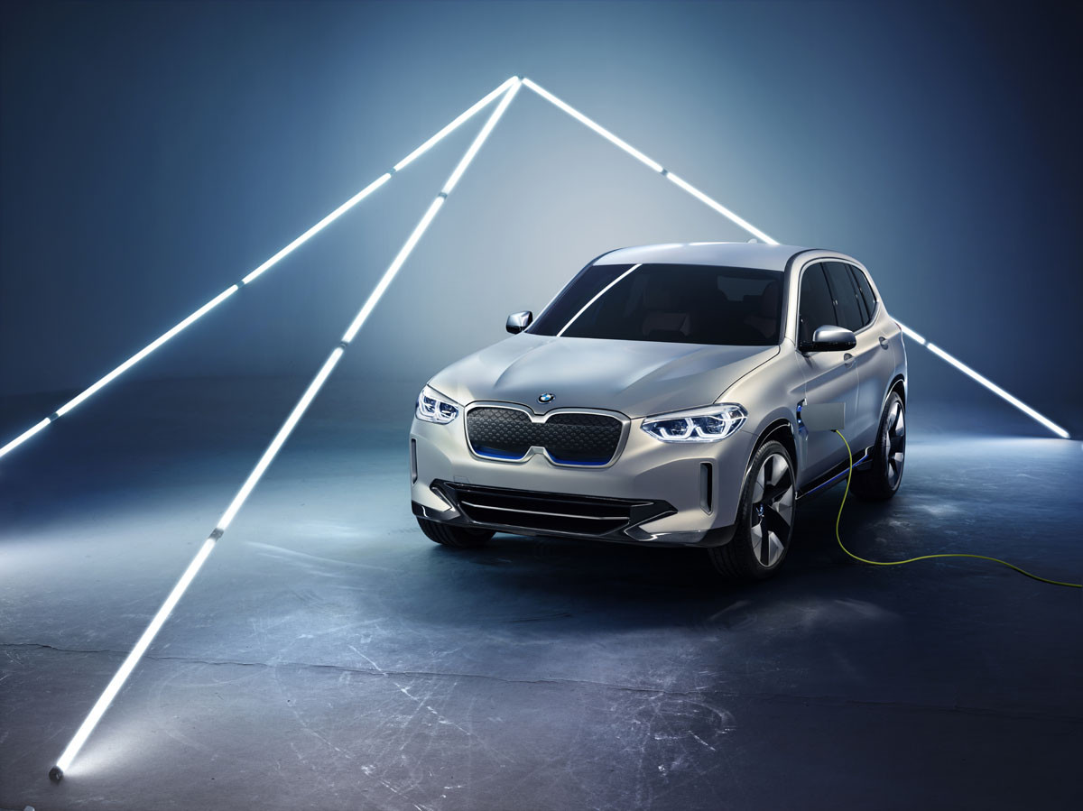 BMW Concept iX3: ηλεκτρικοί δρόμοι