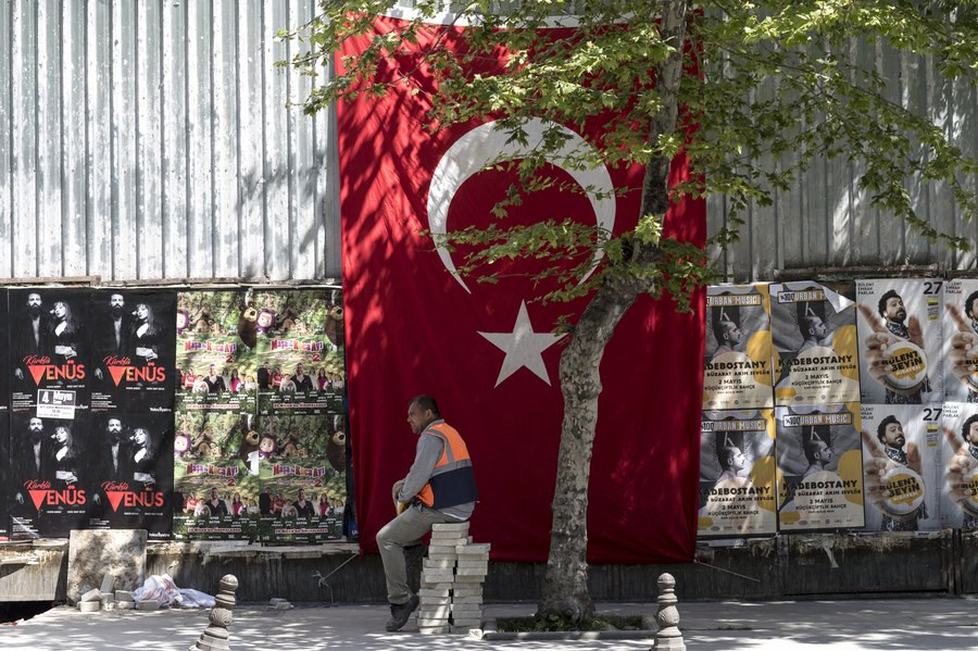 Τουρκία, σουλτανική ή κοινοβουλευτική δημοκρατία;