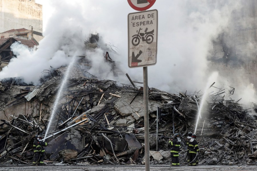 Δεκάδες αγνοούμενοι μετά την κατάρρευση κτιρίου στο Σάο Πάολο [Βίντεο]