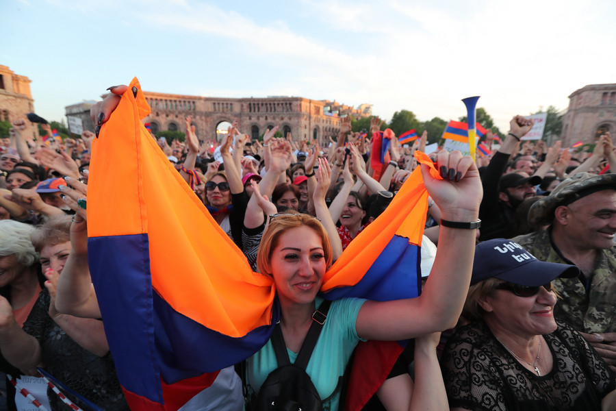 Αρμενία: Παύση κινητοποιήσεων ζήτησε ο Πασινιάν