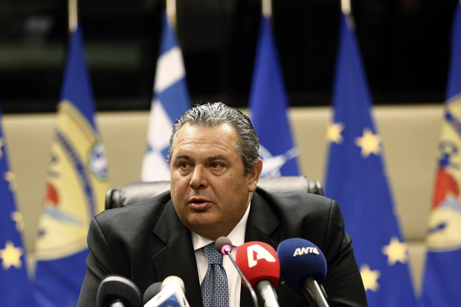 Τη συνέχιση των προσπαθειών για την απελευθέρωση των 2 Ελλήνων στρατιωτικών, ζήτησε ο Π. Καμμένος
