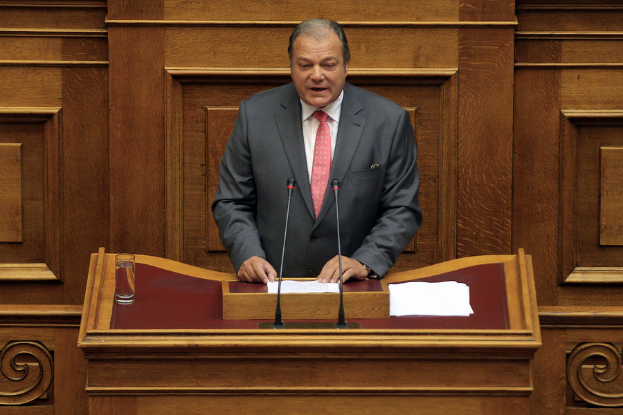 Παραπομπή Κατσίκη στην Επιτροπή Δεοντολογίας ζητούν 16 βουλευτές του ΣΥΡΙΖΑ