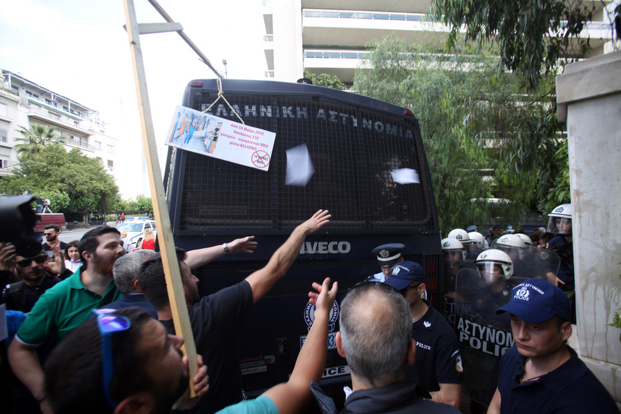 Πορεία ΠΟΕΔΗΝ – ΑΔΕΔΥ στο κέντρο της Αθήνας