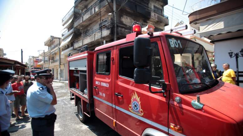 Φωτιά σε διαμέρισμα στη Νέα Ιωνία – Απεγκλωβίστηκαν τέσσερα άτομα
