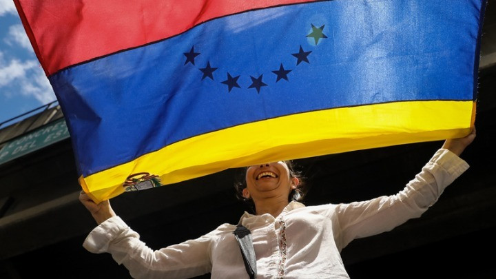 «Έγκλημα κατά της ανθρωπότητας» χαρακτηρίζει η Βενεζουέλα τις νέες κυρώσεις των ΗΠΑ