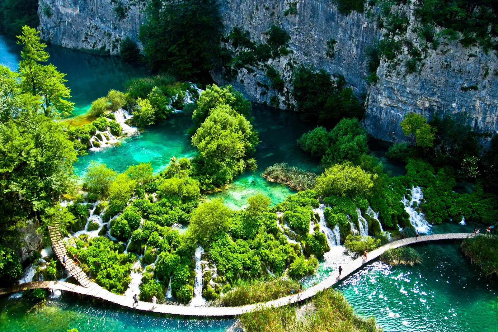 Οι Λίμνες Πλίτβιτσε στην Κροατία είναι ένας επίγειος παράδεισος [ΦΩΤΟ +ΒΙΝΤΕΟ]