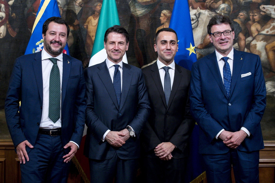 Ιταλία: Ορκίσθηκε η κυβέρνηση Πέντε Αστέρων – Λέγκα [ΒΙΝΤΕΟ]