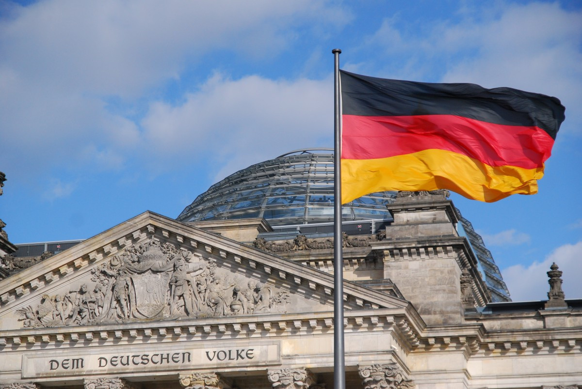 Γερμανικό ΥΠΟΙΚ για ελληνικό χρέος: Η απόφαση θα ληφθεί πριν το τέλος του προγράμματος