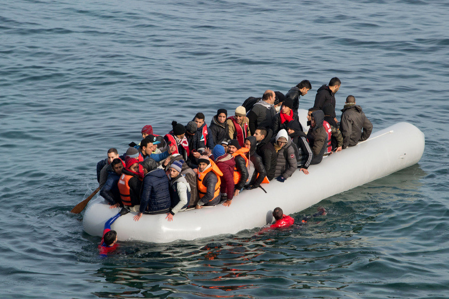 Τουλάχιστον 60 οι νεκροί από το προσφυγικό ναυάγιο έξω από την Τυνησία