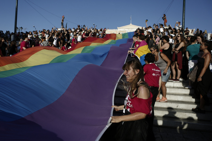 Athens Pride 2018: Η θηλυκότητα «παρούσα» στο Σύνταγμα