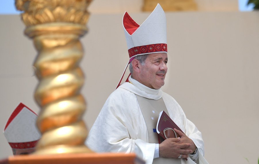 Παραιτήθηκαν τρεις χιλιανοί επίσκοποι μετά από σκάνδαλο παιδεραστίας