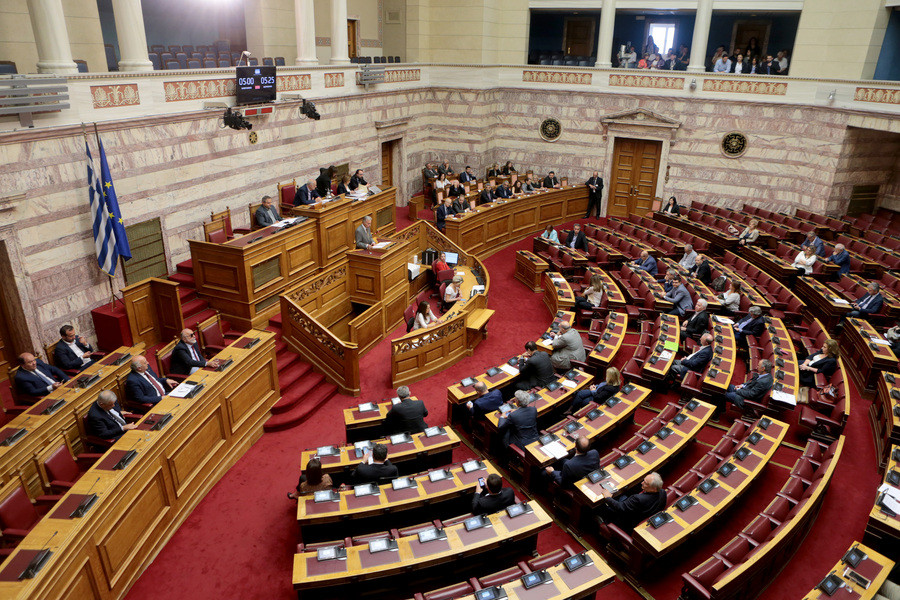 Προ ημερησίας συζήτηση στη Βουλή για τη συμφωνία στο Μακεδονικό