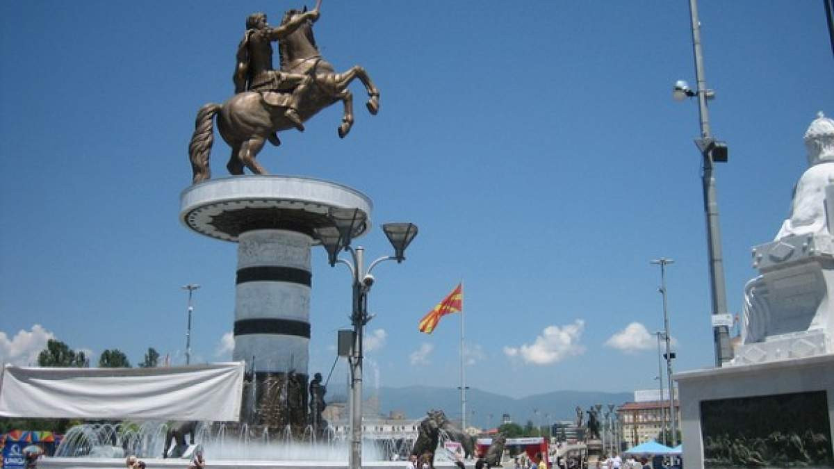 Κυβέρνηση ΠΓΔΜ: Τι θα κάνουμε με τα αγάλματα