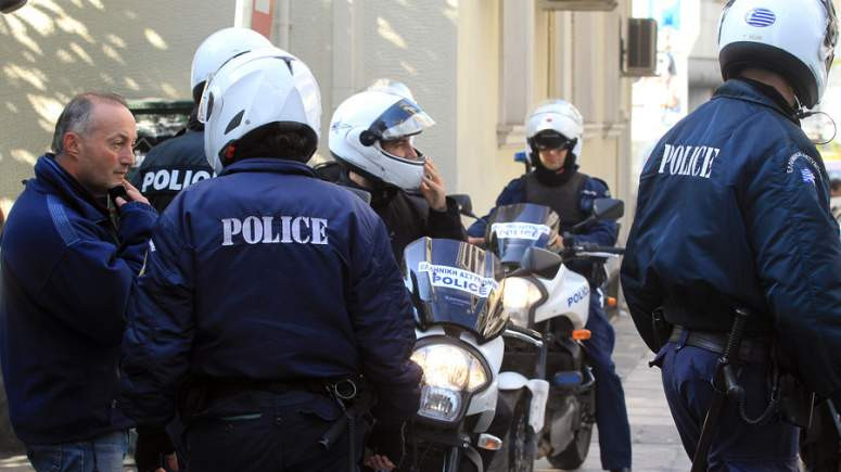 Δύο αστυνομικοί τραυματίστηκαν μετά από επίθεση που δέχθηκαν στην περιοχή του Πολυτεχνείου