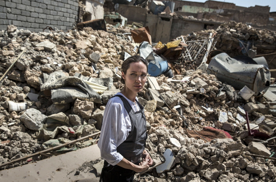 Η Τζολί από τη Μοσούλη: Είναι η χειρότερη καταστροφή που έχω δει