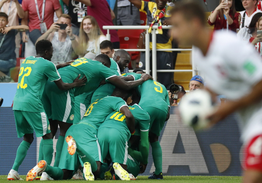 Λάθη εσείς… γκολ εμείς: Σπουδαία νίκη για τη Σενεγάλη!