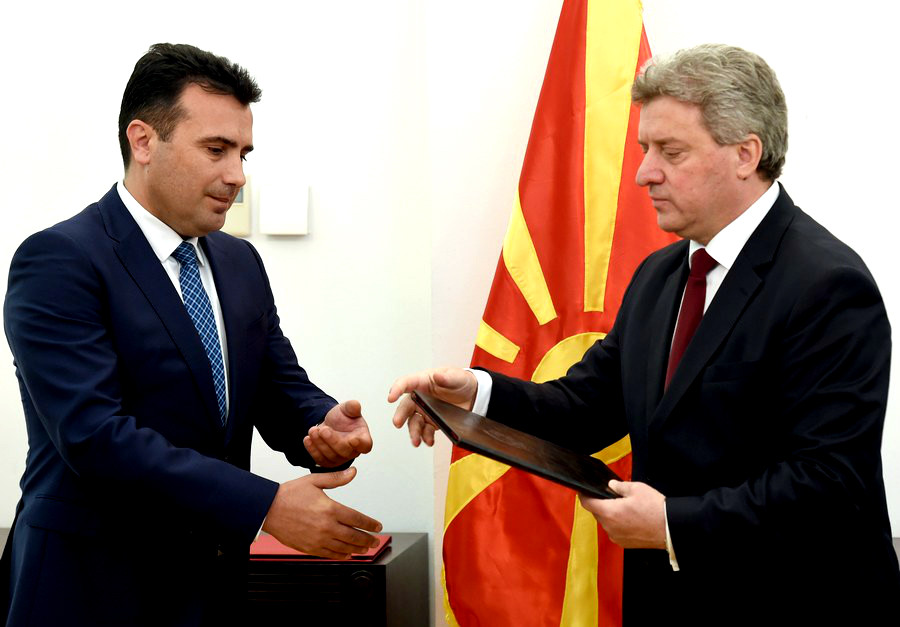 Αποπομπή Ιβανόφ θα επιχειρήσει ο Ζάεφ – «Ρίξε με αν τολμάς» του απαντά ο Πρόεδρος της ΠΓΔΜ