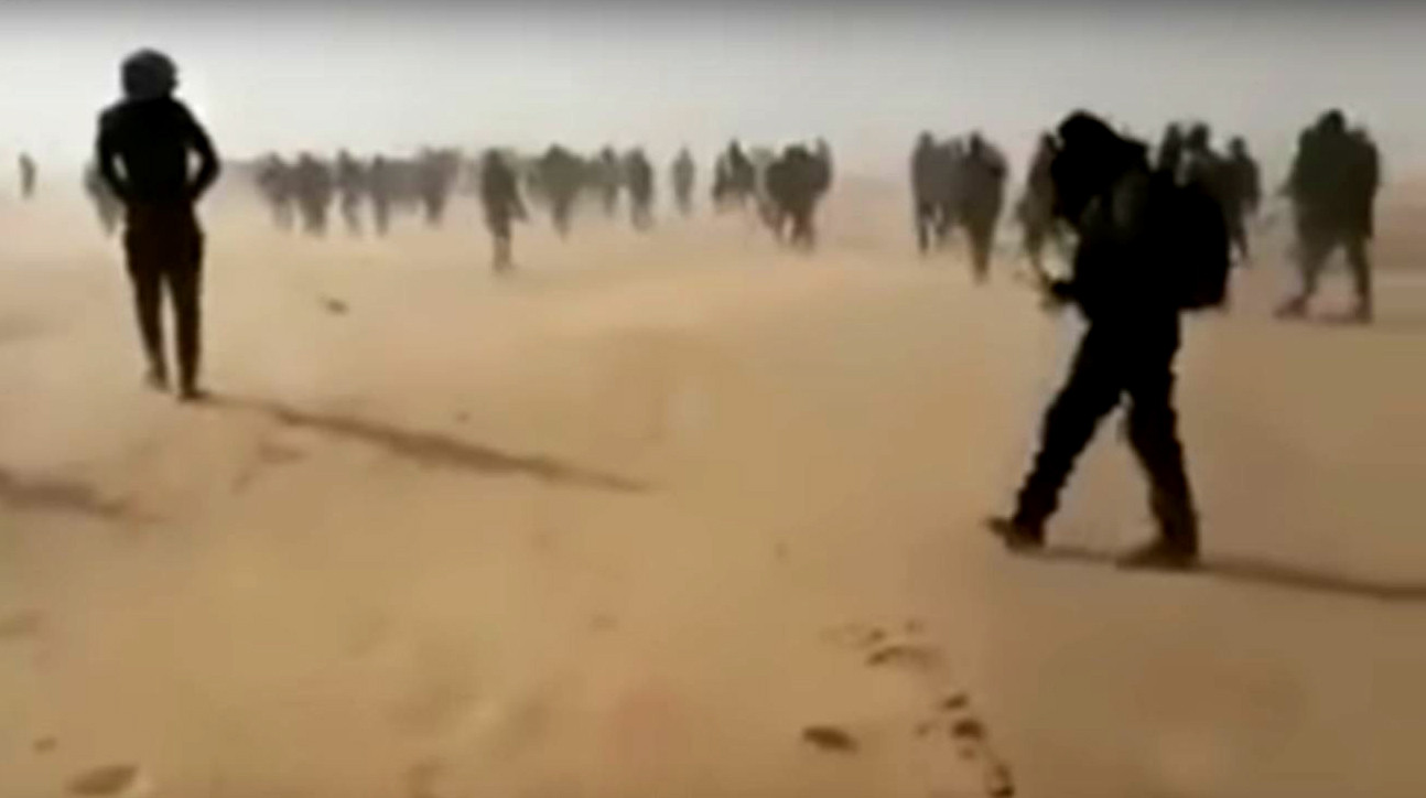 Η Αλγερία εγκαταλείπει μετανάστες στη Σαχάρα [Βίντεο]