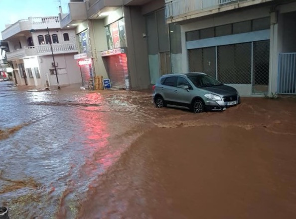 Νέες πλημμύρες στη Μάνδρα