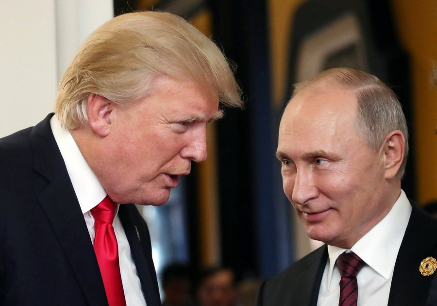 «Κλείδωσε» η συνάντηση Τράμπ – Πούτιν