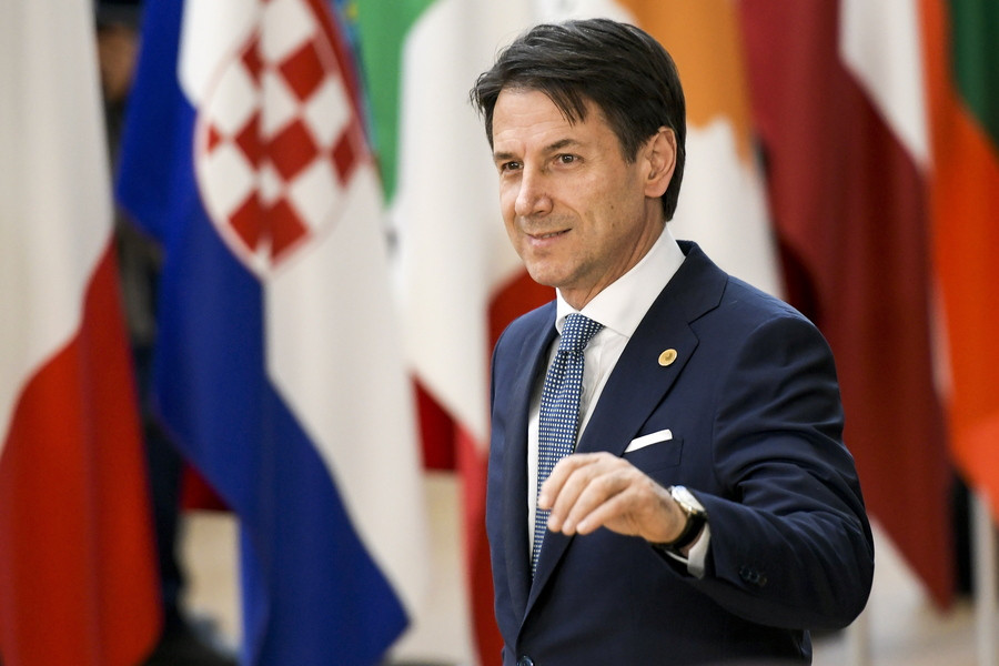 Με βέτο απειλεί η Ιταλία στη Σύνοδο Κορυφής για το προσφυγικό