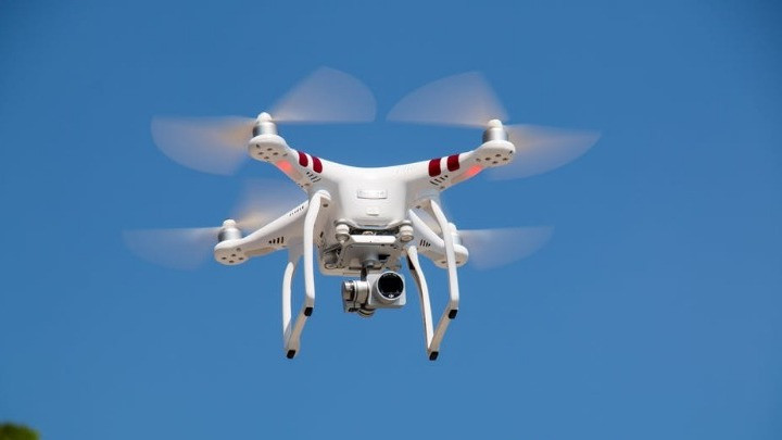 Γαλλία: H Greenpeace έριξε drone σε πυρηνικό σταθμό για να δείξει πόσο «ευάλωτος» είναι