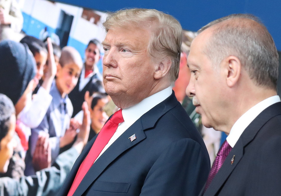 Τηλεφωνική επικοινωνία Τραμπ – Ερντογάν για τη Συρία