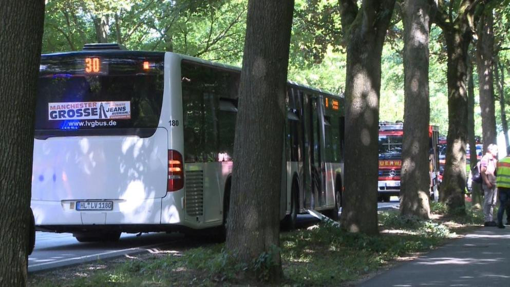 Ένοπλος τραυμάτισε με μαχαίρι 14 ανθρώπους σε λεωφορείο στη Γερμανία