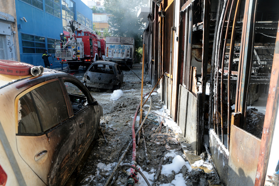 Πυρκαγιά σε βιοτεχνία κεριών στο Μεταξουργείο