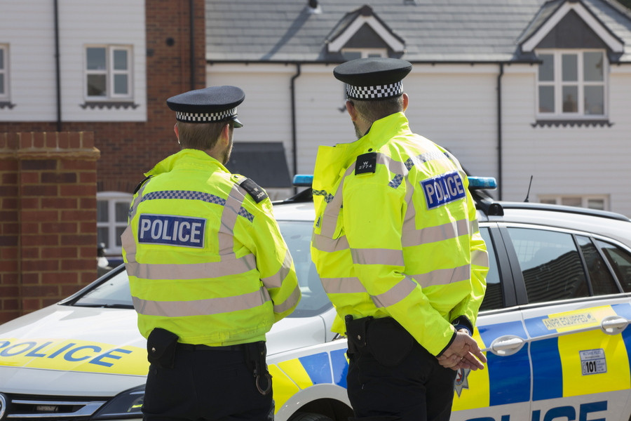 Τρεις συλλήψεις για την επίθεση με οξύ σε τρίχρονο αγόρι στο Λονδίνο