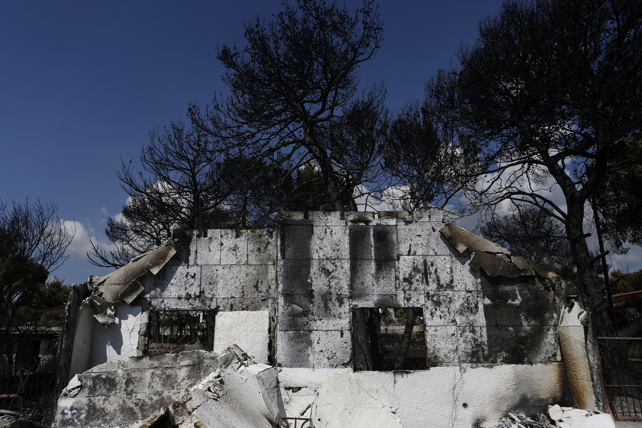 Από την ερχόμενη Τρίτη οι αιτήσεις για το βοήθημα των 5.000 ευρώ στους πυρόπληκτους