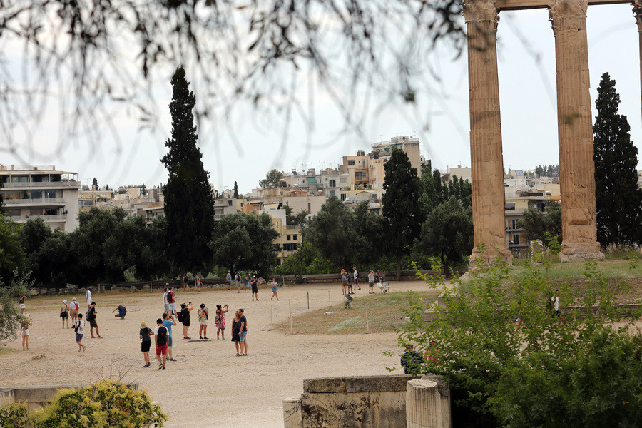 Σε ποιες Περιφέρειες της Ελλάδας ταξιδεύουν τα «χοντρά» τουριστικά πορτοφόλια