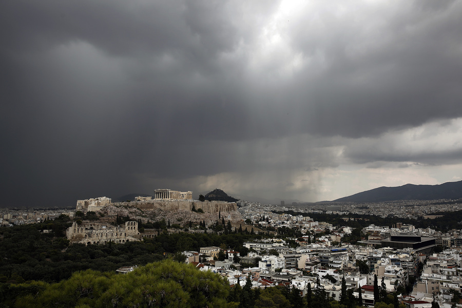 Βροχές και καταιγίδες και σήμερα