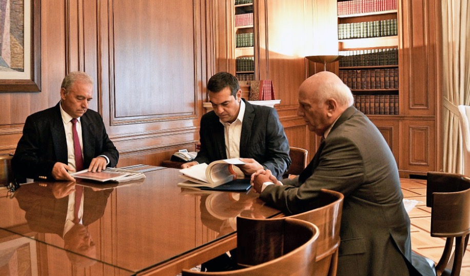 Τσίπρας: «Έναυσμα για σημαντικές αλλαγές οι τραγωδίες σε Μάνδρα και Μάτι»