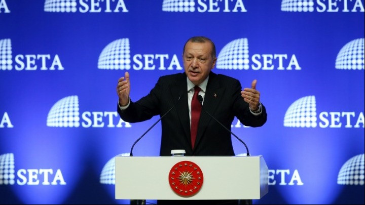 Guardian: Η Τουρκία παραπαίει στην άβυσσο που ο Ερντογάν δημιούργησε
