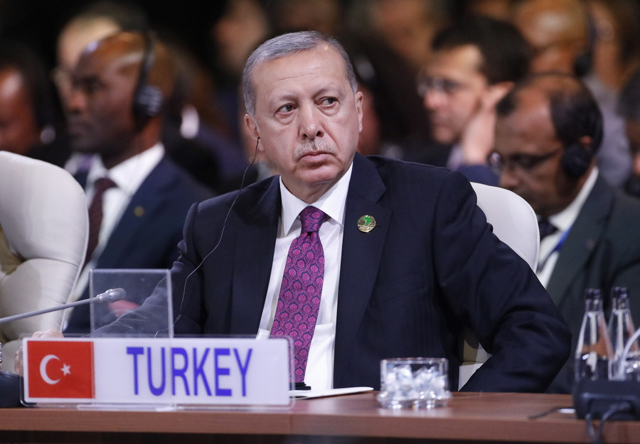 Οι διπλωματικές σχέσεις στο υπόβαθρο της τουρκικής οικονομικής κρίσης