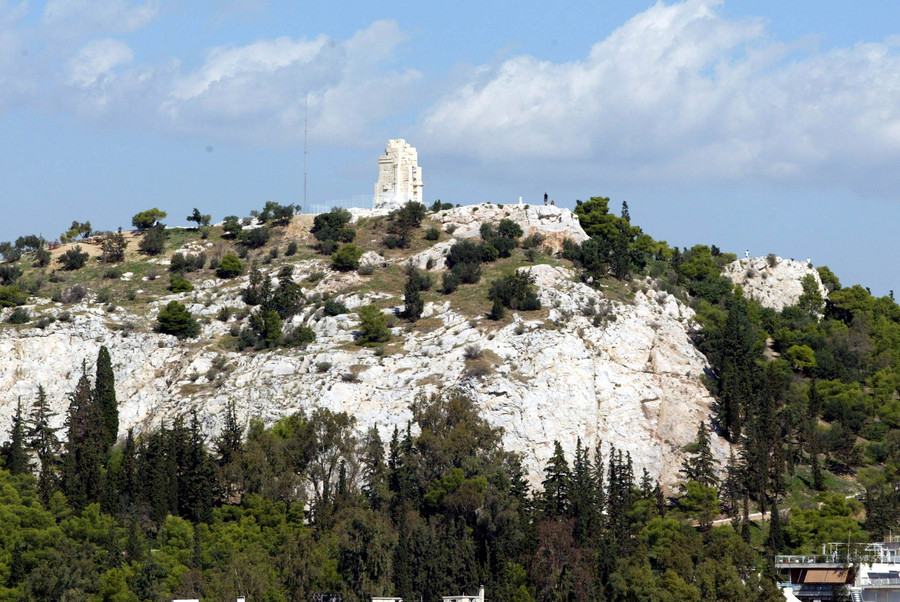 Φοιτητής στο εξωτερικό ο 25χρονος που έπεσε στου Φιλοπάππου