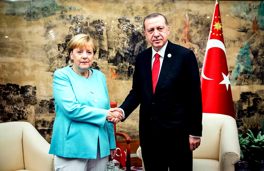 Γιατί η Μέρκελ κάνει «άνοιγμα» στον Ερντογάν