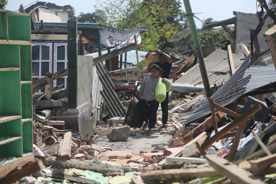 Δεύτερος μεγάλο σεισμός μέσα σε μία μέρα στην Ινδονησία