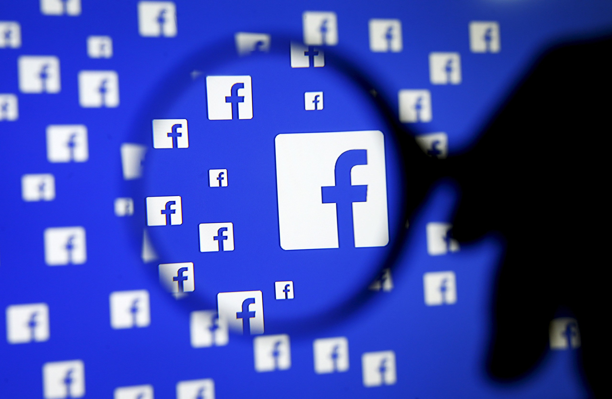 Μπορεί να τεθεί το Facebook υπό ρύθμιση;