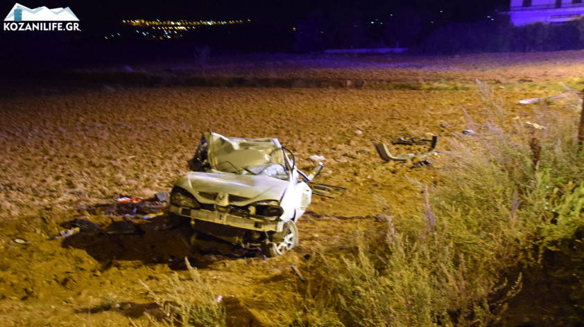 Δύο νέοι άνθρωποι νεκροί και τρεις τραυματίες σε τροχαίο στην Κοζάνη