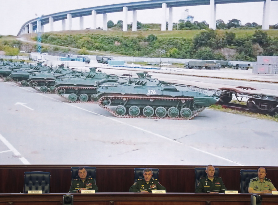 Στρατιωτική άσκηση «μαμούθ» από Ρωσία, Κίνα και Μογγολία