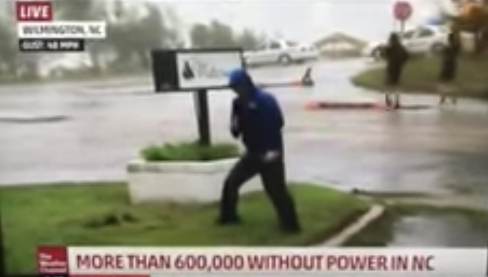 Fake News για τον κυκλώνα Φλόρενς σε ζωντανή μετάδοση