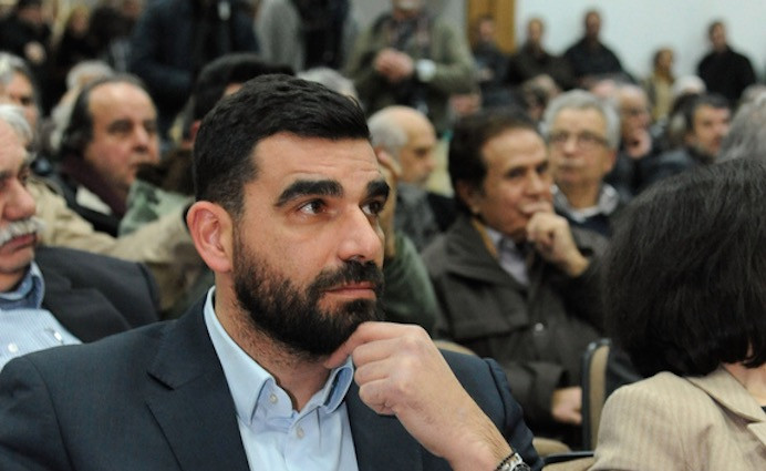 Επίθεση ακροδεξιών στον βουλευτή του ΣΥΡΙΖΑ Πέτρο Κωνσταντινέα