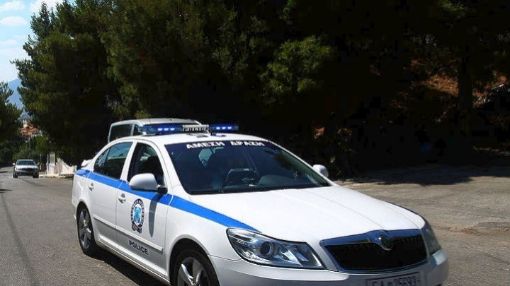 Ληστεία από έναν ένοπλο σε διαμέρισμα στο κέντρο του Πειραιά